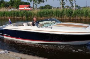 Chris Craft 28 corsair