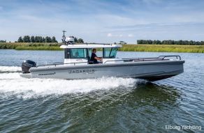 Axopar 28 Cabin