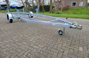 Zeilboot trailer 750 Plank