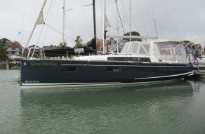 Beneteau Oceanis 38.1
