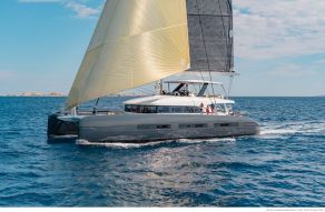 Lagoon Seventy 7