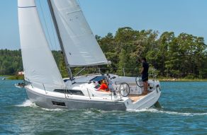 Beneteau Oceanis 30.1