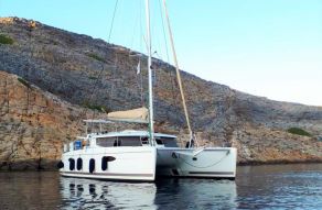 Fountaine Pajot Helia 44