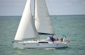 Beneteau Oceanis 43