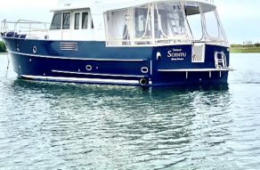 Beneteau Swift Trawler 42