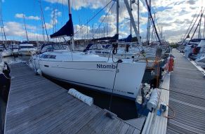 Beneteau Oceanis 37