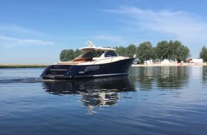 Grand Azur 33 Classic