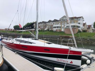 Dehler 42 C, Zeiljacht for sale by Escape Yachting
