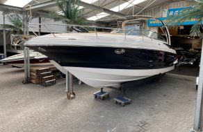 Crownline 325 SCR (1e Te Waterlating 2012)