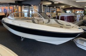 Maxum 2000 SR3