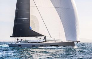 Y Yachts Y7, Seglingsyacht