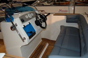Nordic Oceancraft Nordic 18 CC Console Outboard
