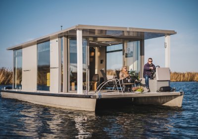 AquaHome Comfort Houseboat, Multihull motorboot for sale by Huisboot Makelaar