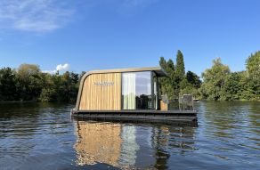 Tiny Houseboat Aalsmeer