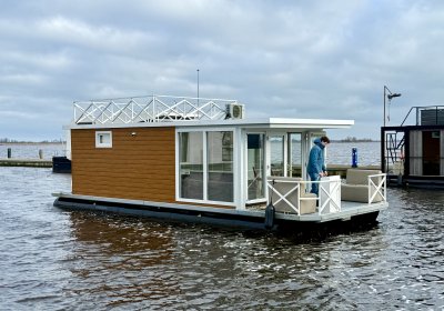 Havenlodge Melite Houseboat, Woonboot for sale by Huisboot Makelaar