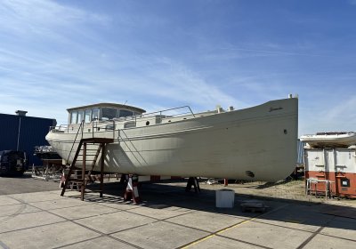 Luxe Motor Stijlsteven 1795 Houseboat NIEUW, Motorjacht for sale by Huisboot Makelaar