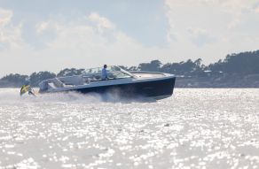 Delta Powerboats 33 Open