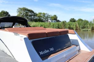 Maxima 740
