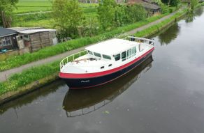 Langenberg Stalen Kajuitboot