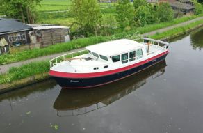 Langenberg Stalen Kajuitboot