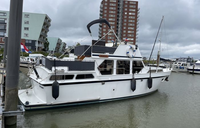 Tengro Kruiser 11.90 Fly, Motorjacht for sale by Vaarmakelaar