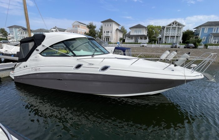 Searay Sundancer 305 Hardtop, Speedboat and sport cruiser for sale by Vaarmakelaar