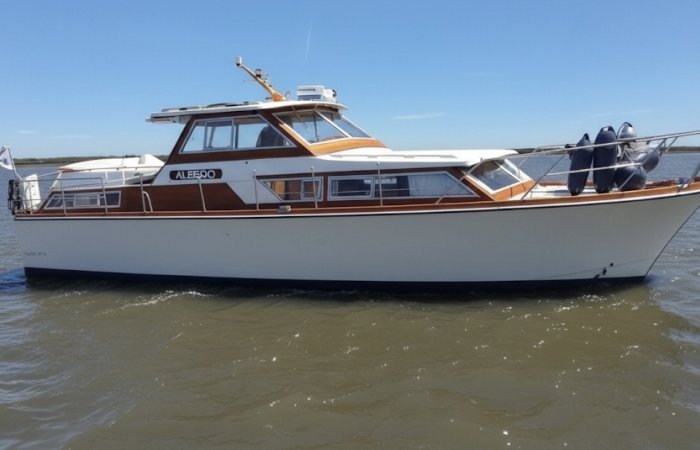 Storebro 34 Royal Cruiser, Motorjacht for sale by Vaarmakelaar