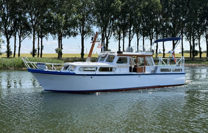 Romanza Kruiser 10.50 AK, Motor Yacht for sale by Vaarmakelaar