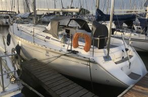 Dufour 38 Classic (2 Hutten)