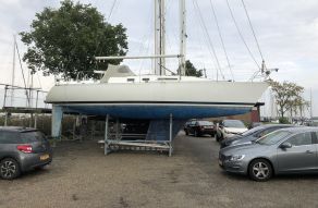 Beneteau First 375