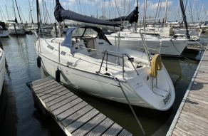 Dufour 30 CLASSIC