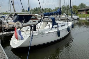 Dufour 30 CLASSIC